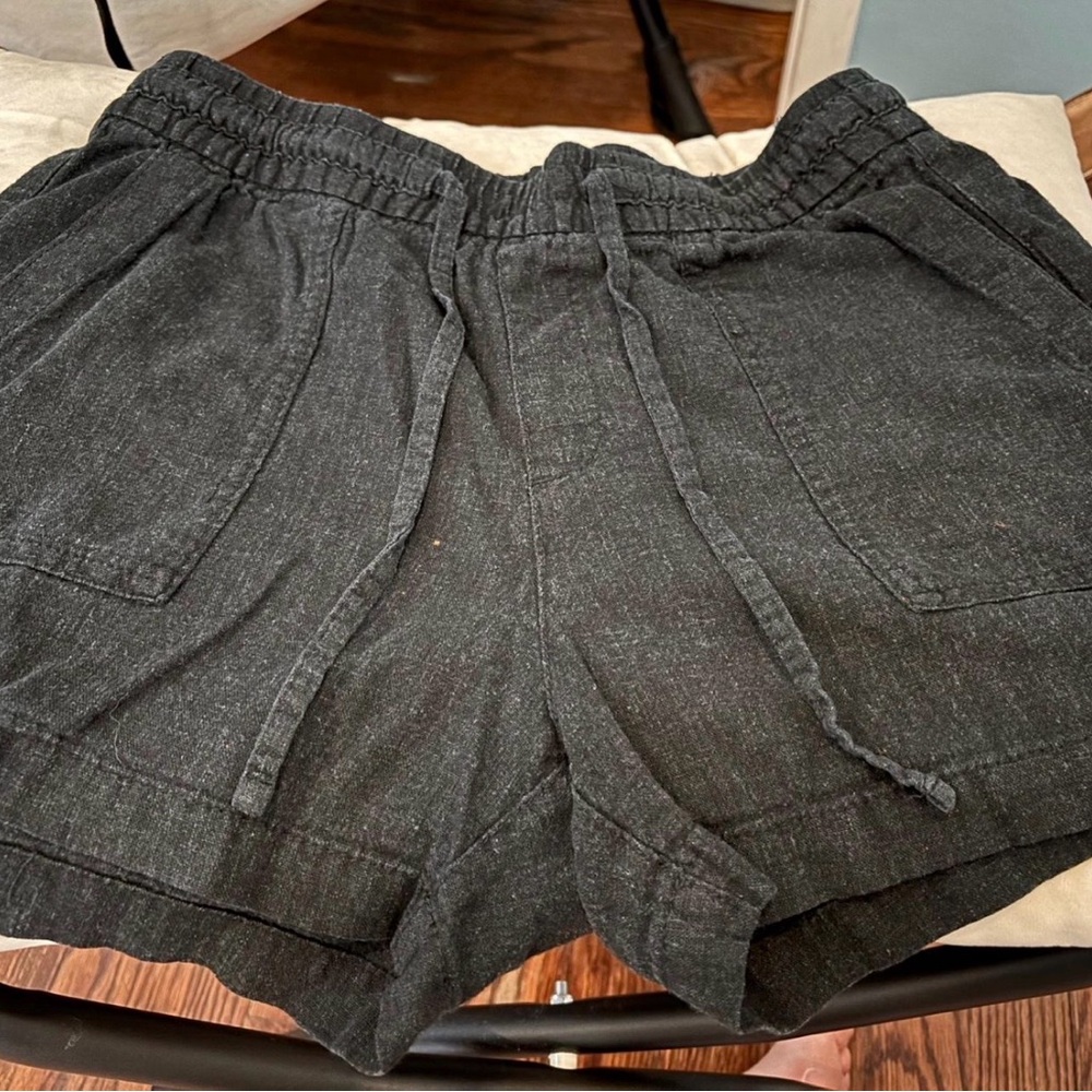 Old Navy Black Ribbed Drawstring Shorts